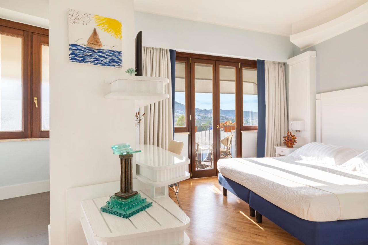 Hotel Lido degli Scogli Crotone Esterno foto