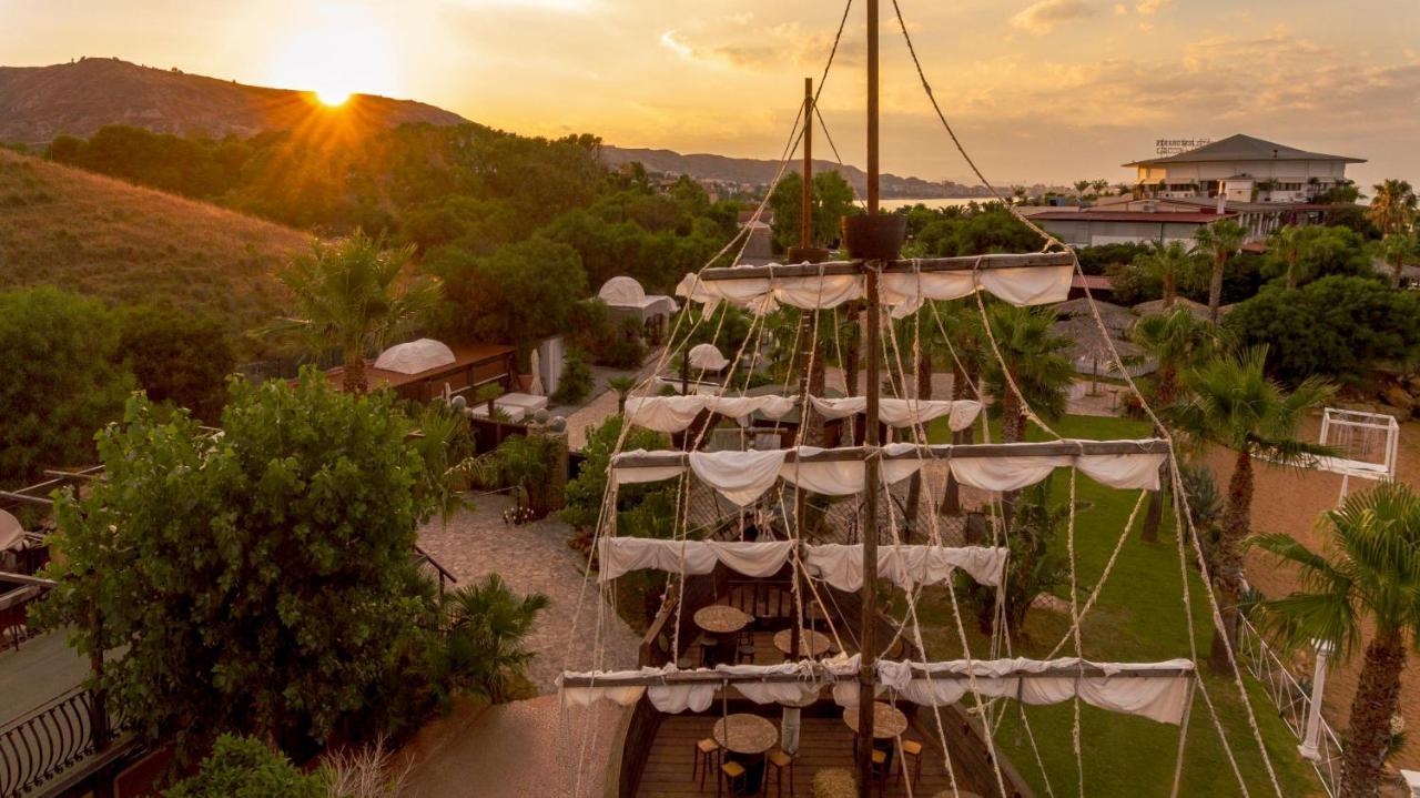 Hotel Lido degli Scogli Crotone Esterno foto